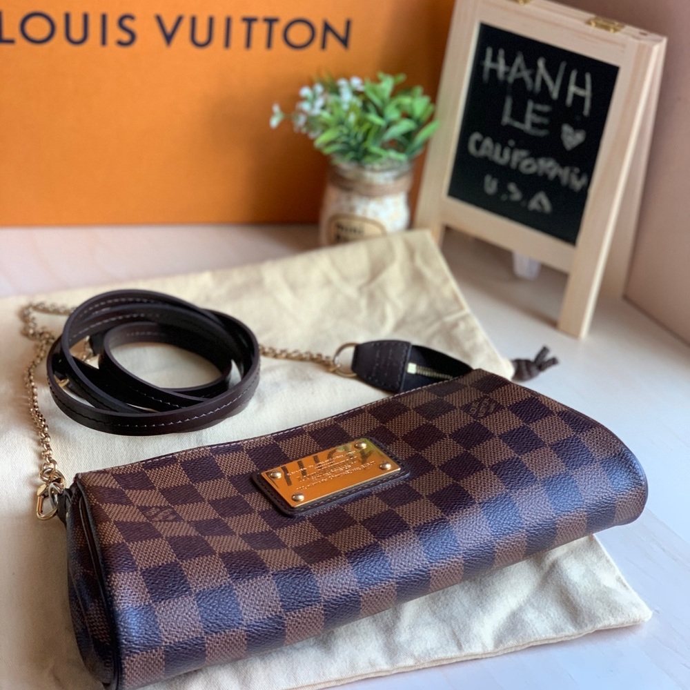 Eva clutch ❌SOLD❌